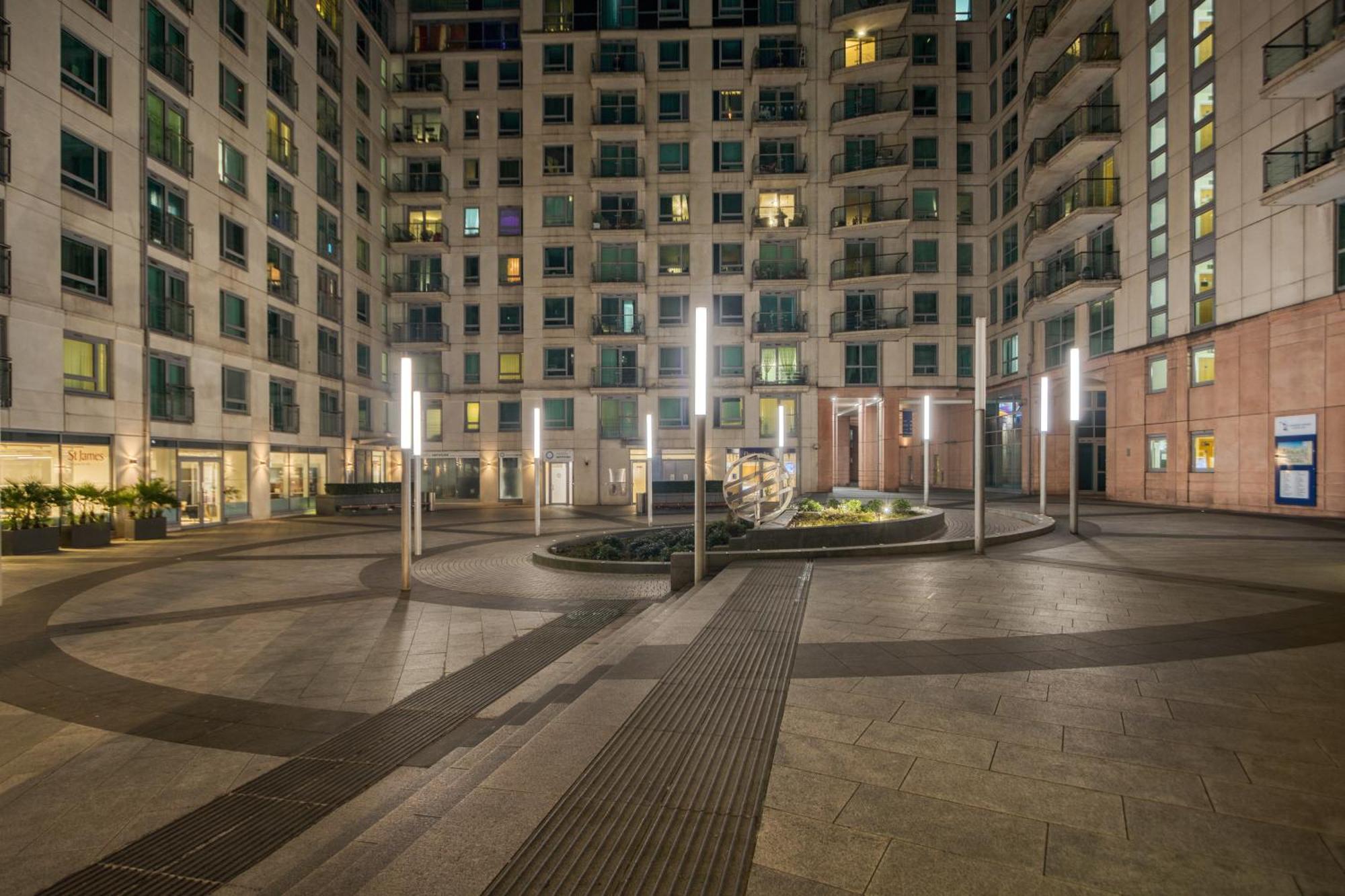 Stunning 1 Bed With Ac Next To Vauxhall Station Appartamento *