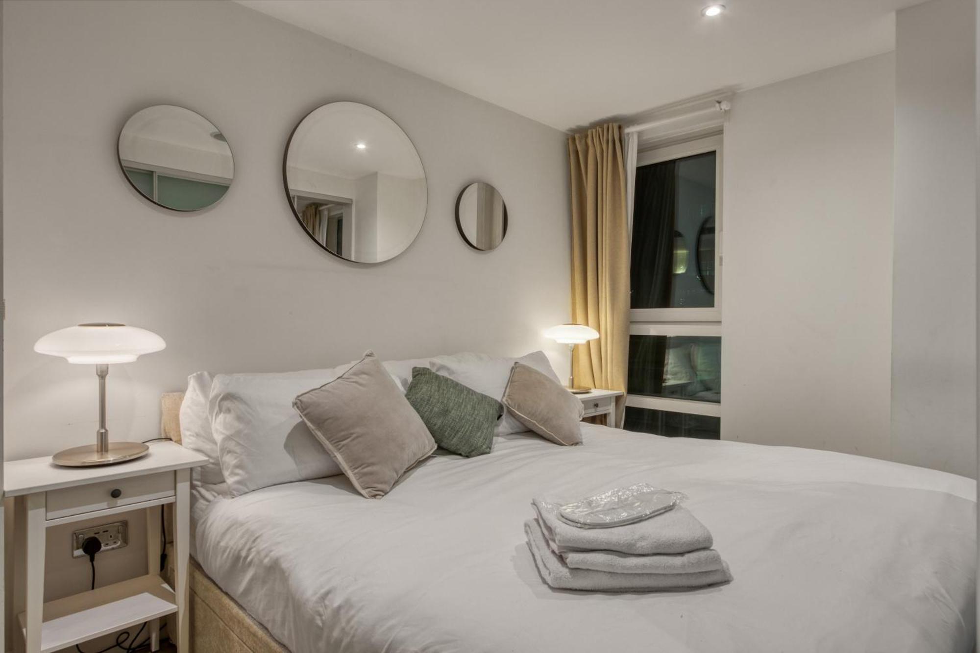 Stunning 1 Bed With Ac Next To Vauxhall Station * Londra