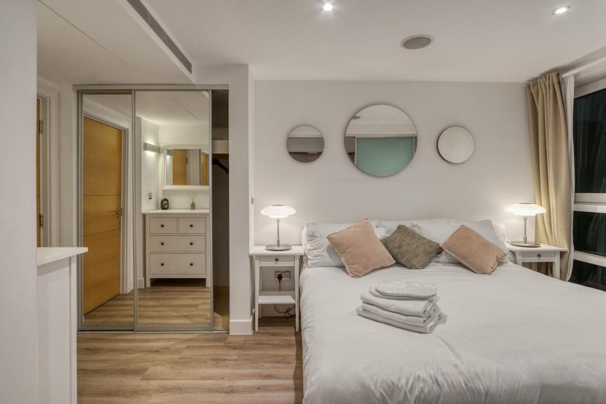 Stunning 1 Bed With Ac Next To Vauxhall Station Appartamento Londra